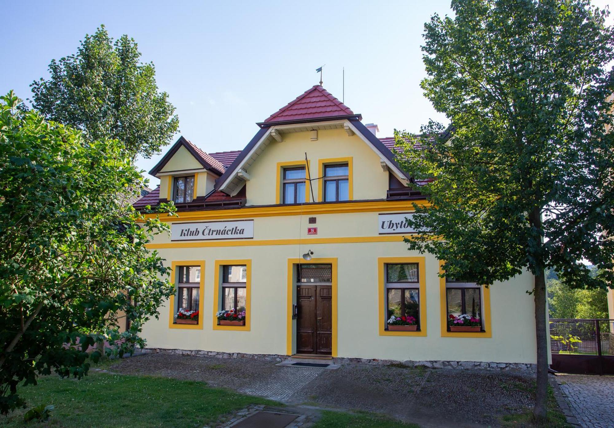 Penzion Ctrnactka Rataje nad Sázavou 外观 照片